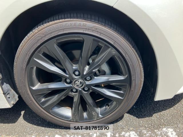 Toyota COROLLA 2020-06 8813641-12