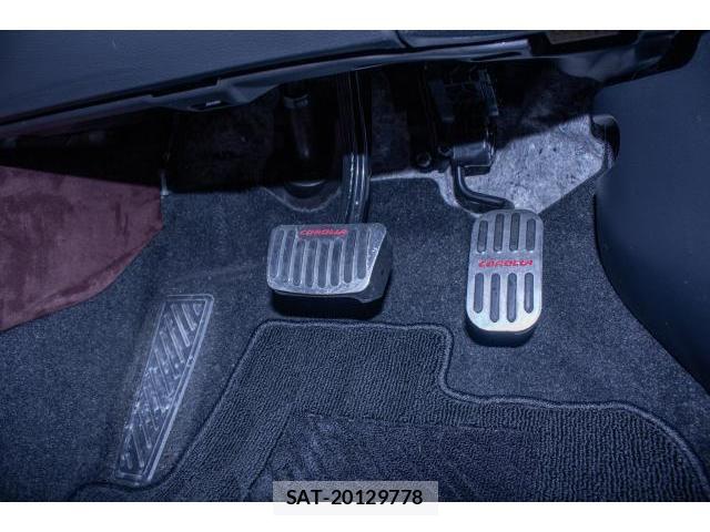 Toyota COROLLA SPORT 2019-04 8817298-16
