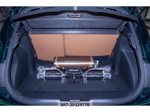 Toyota COROLLA SPORT 2019-04 8817298-18
