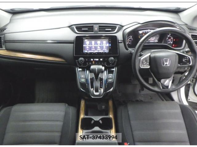 Honda CR-V 2019-02 8817358-2
