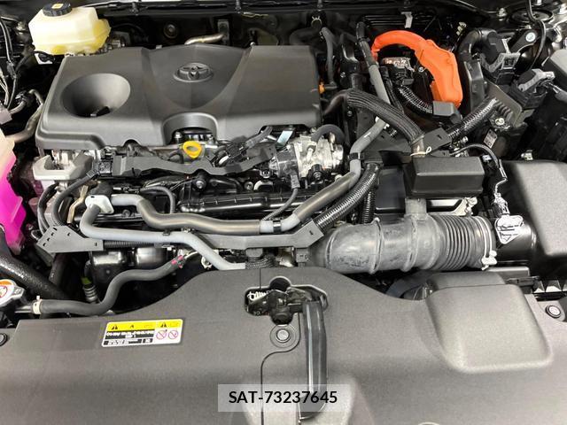 Toyota Crown Crossover 2023-03 8812642-17