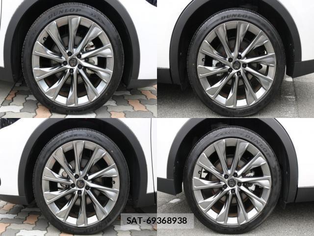 Toyota Crown Crossover 2024-02 8814825-8