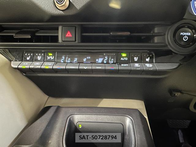 Toyota Crown Crossover 2024-02 8817157-6