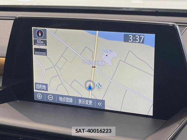 Toyota CROWN HYBRID 2020-01 8812036-2