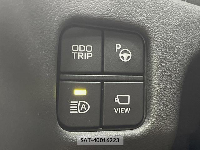 Toyota CROWN HYBRID 2020-01 8812036-6