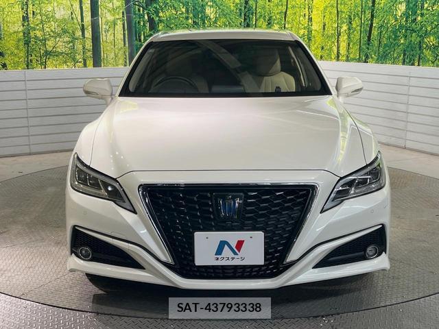 Toyota CROWN HYBRID 2018-11 8812039-17