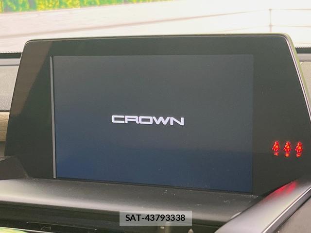 Toyota CROWN HYBRID 2018-11 8812039-2