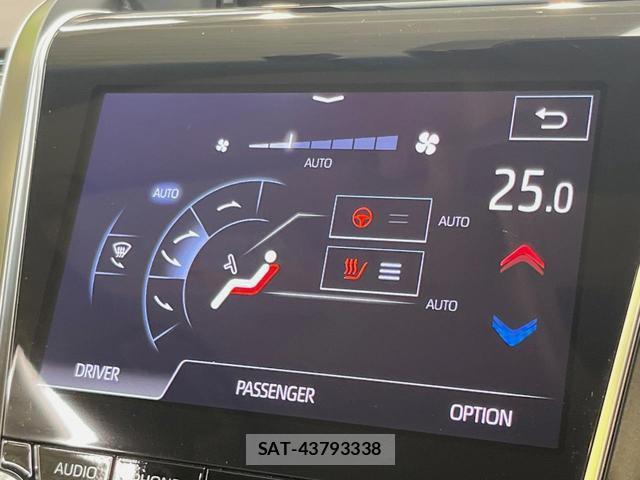 Toyota CROWN HYBRID 2018-11 8812039-5