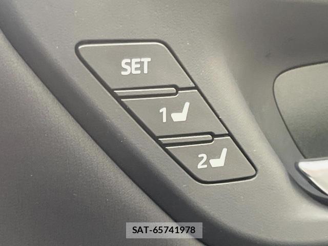 Toyota CROWN HYBRID 2021-03 8812040-8
