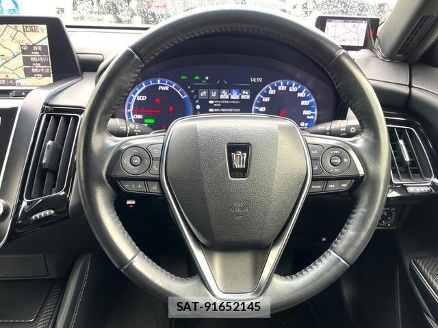 Toyota CROWN HYBRID 2019-03 8812220-10