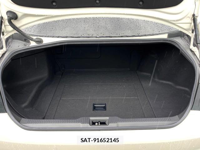 Toyota CROWN HYBRID 2019-03 8812220-13
