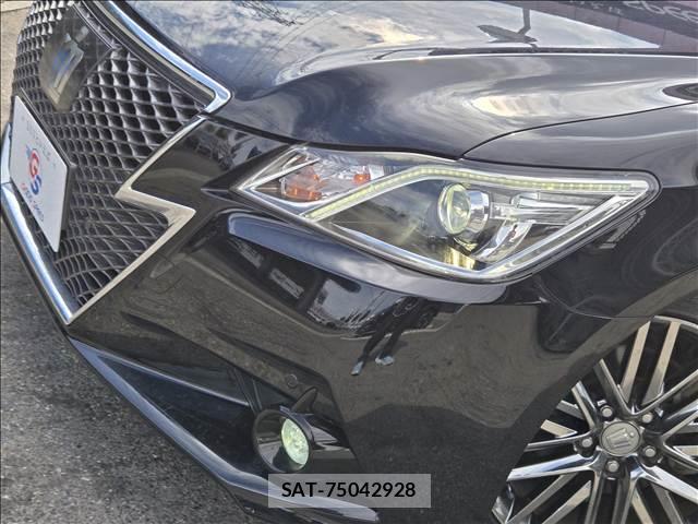 Toyota CROWN HYBRID 2013-08 8812302-19