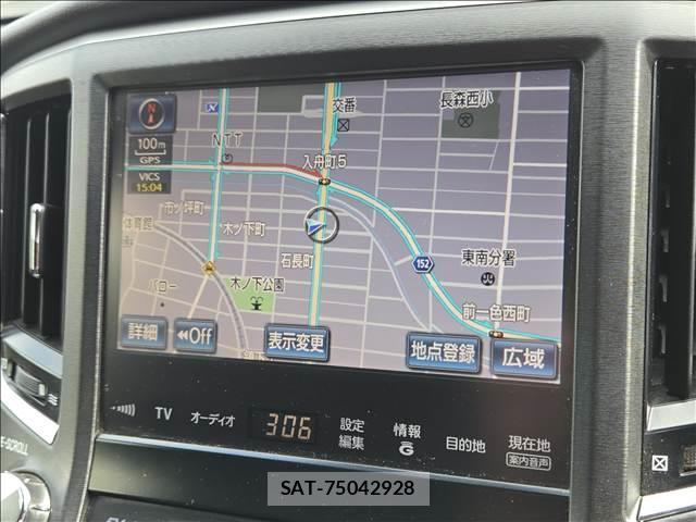 Toyota CROWN HYBRID 2013-08 8812302-2