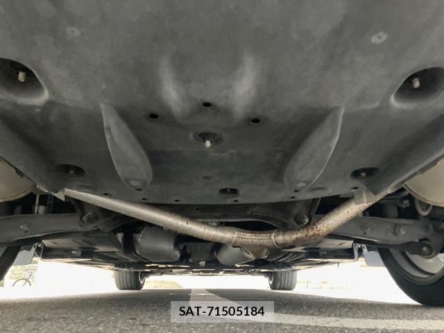 Toyota CROWN HYBRID 2013-11 8812933-18