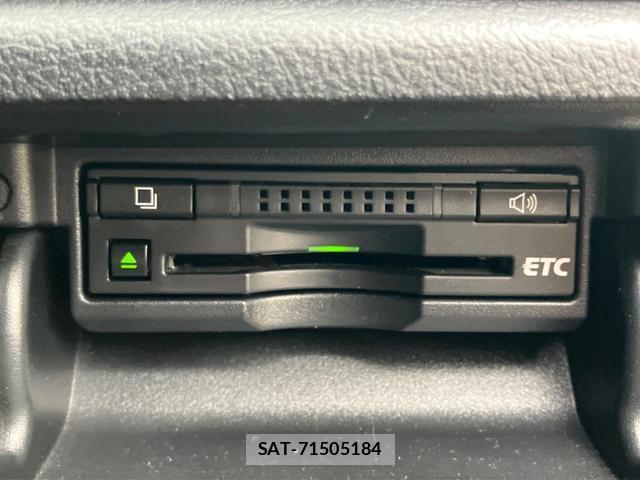Toyota CROWN HYBRID 2013-11 8812933-6