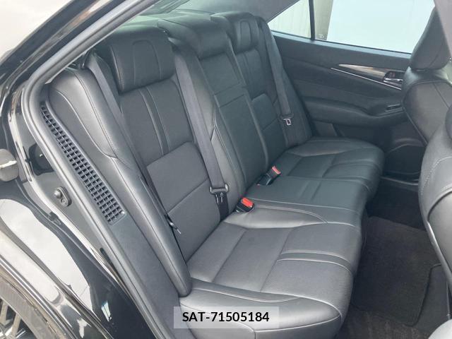 Toyota CROWN HYBRID 2013-11 8812933-8