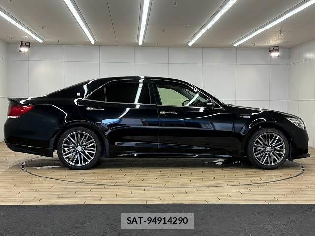 Toyota CROWN HYBRID 2014-03 8814518-17