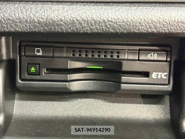 Toyota CROWN HYBRID 2014-03 8814518-8