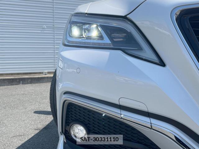 Toyota CROWN HYBRID 2020-12 8814605-11