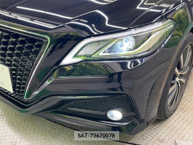 Toyota CROWN HYBRID 2019-08 8815097-12
