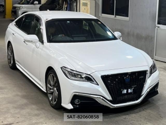 Toyota CROWN HYBRID 2021-08 8815420-4