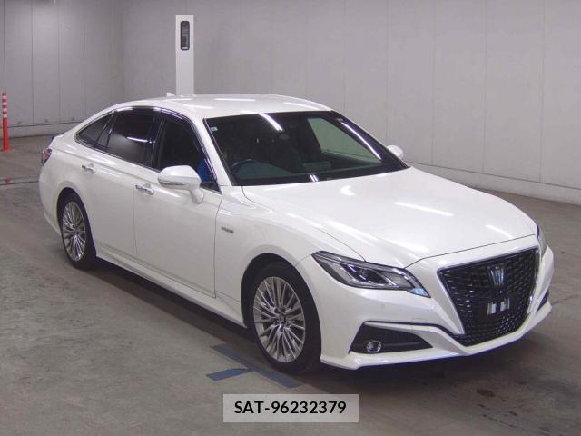Toyota CROWN HYBRID 2019-09 8815976-0