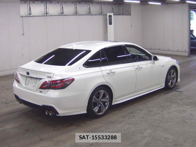 Toyota CROWN HYBRID 2019-07 8815991-4