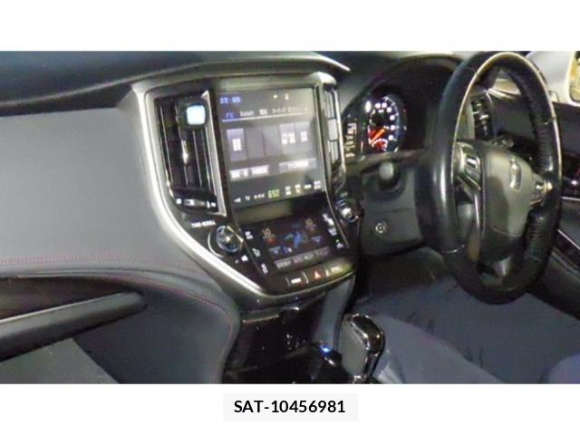Toyota CROWN HYBRID 2015-10 8816949-2