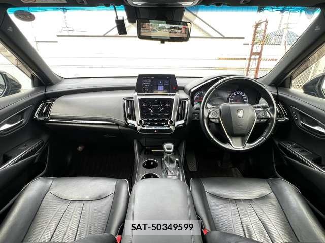 Toyota CROWN HYBRID 2018-08 8817007-5