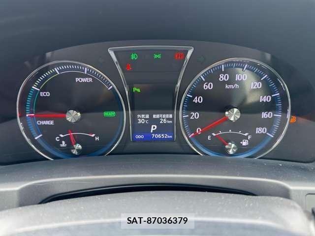 Toyota CROWN HYBRID 2013-12 8817202-11