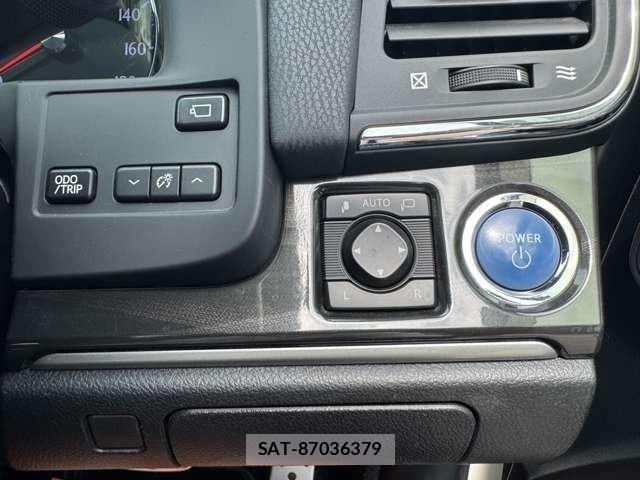 Toyota CROWN HYBRID 2013-12 8817202-15
