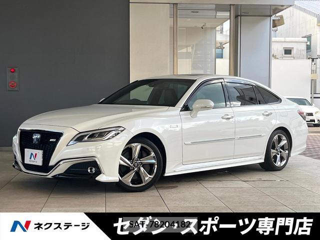 Toyota CROWN HYBRID 2018-08 8817209-0