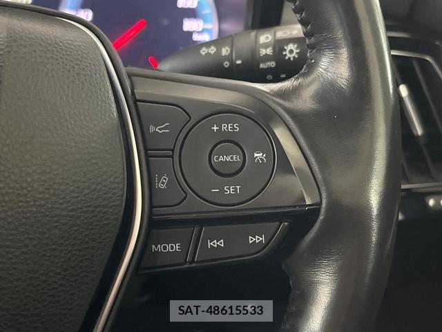 Toyota CROWN HYBRID 2018-07 8817212-3