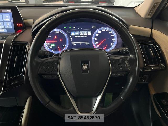 Toyota CROWN HYBRID 2019-02 8817213-13