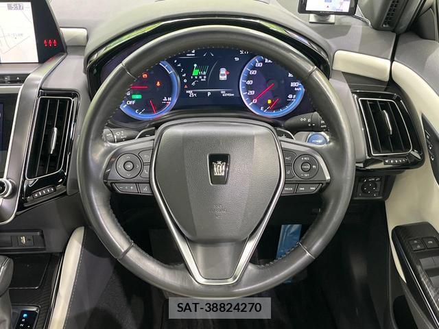Toyota CROWN HYBRID 2018-09 8817489-10