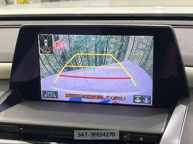Toyota CROWN HYBRID 2018-09 8817489-4