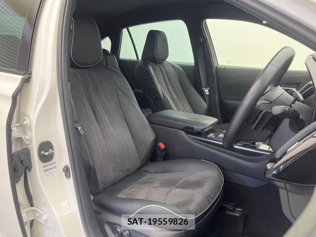 Toyota CROWN HYBRID 2020-02 8817838-9