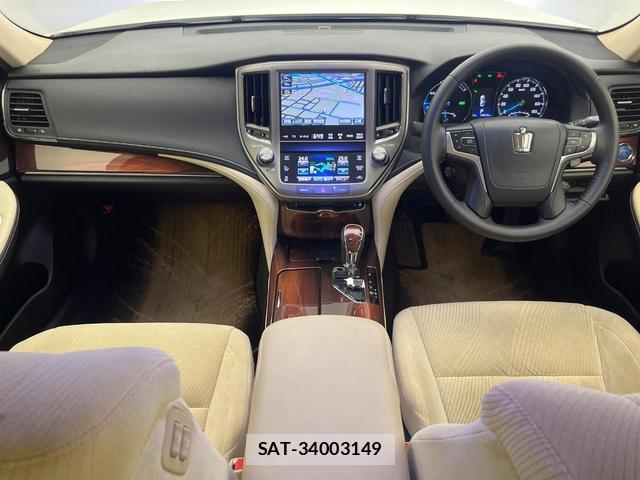 Toyota CROWN HYBRID 2015-12 8817842-1