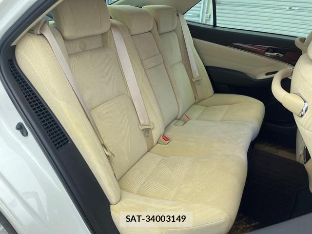 Toyota CROWN HYBRID 2015-12 8817842-13