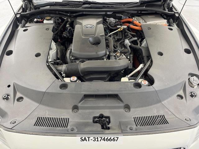 Toyota CROWN HYBRID 2018-09 8817844-18