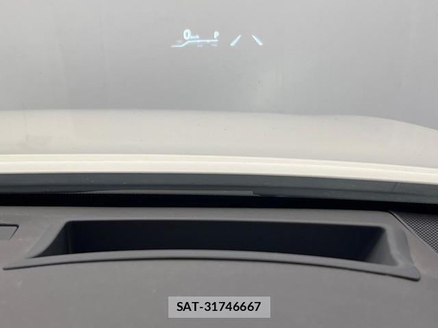 Toyota CROWN HYBRID 2018-09 8817844-7