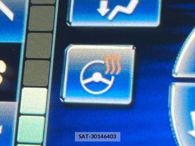 Toyota CROWN HYBRID 2013-04 8817849-11