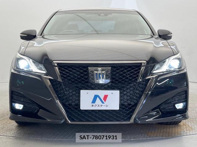Toyota CROWN HYBRID 2017-09 8817850-15