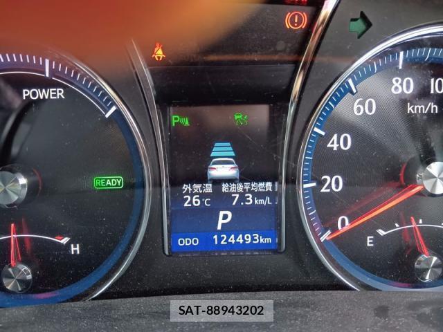 Toyota CROWN HYBRID 2015-08 8818007-16
