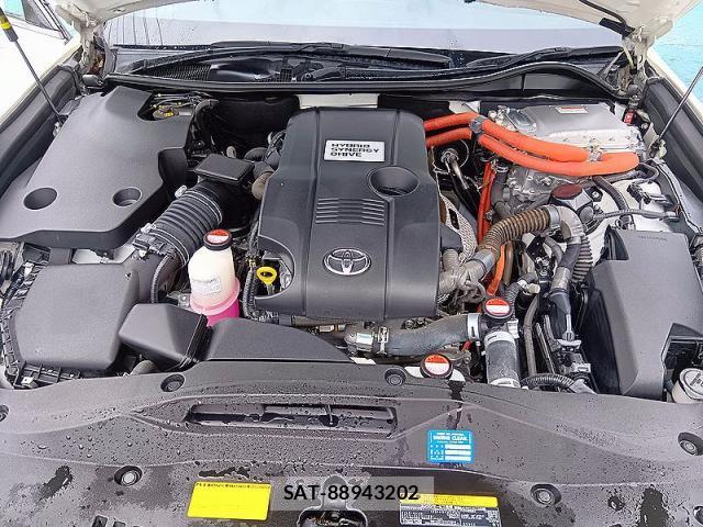 Toyota CROWN HYBRID 2015-08 8818007-18