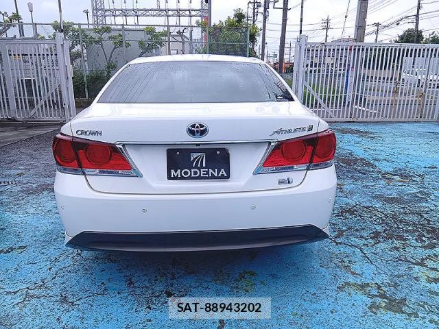 Toyota CROWN HYBRID 2015-08 8818007-7