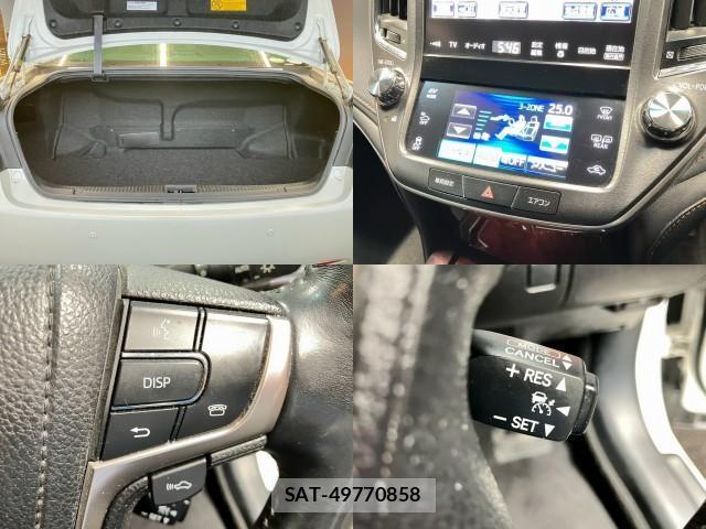Toyota CROWN MAJESTA 2014-03 8812790-6
