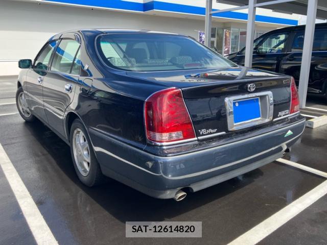 Toyota CROWN MAJESTA 2001-10 8813359-13