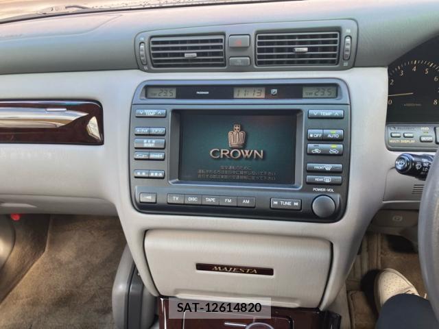 Toyota CROWN MAJESTA 2001-10 8813359-16