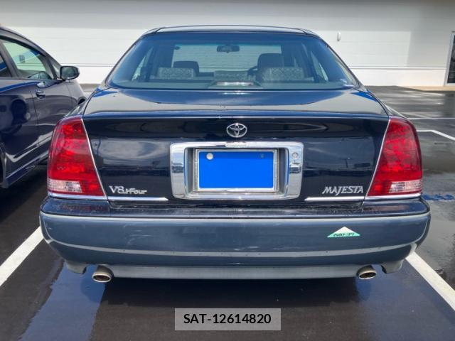 Toyota CROWN MAJESTA 2001-10 8813359-2